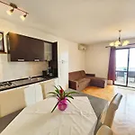 Mit Balkon Mit Meerblick By Interhome * Novi Vinodolski