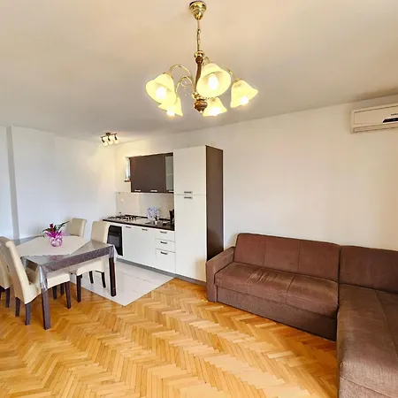 Mit Balkon Mit Meerblick By Interhome *