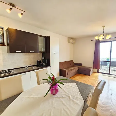 Mit Balkon Mit Meerblick By Interhome * Novi Vinodolski