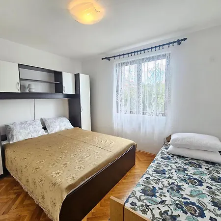 Mit Balkon Mit Meerblick By Interhome Apartman *
