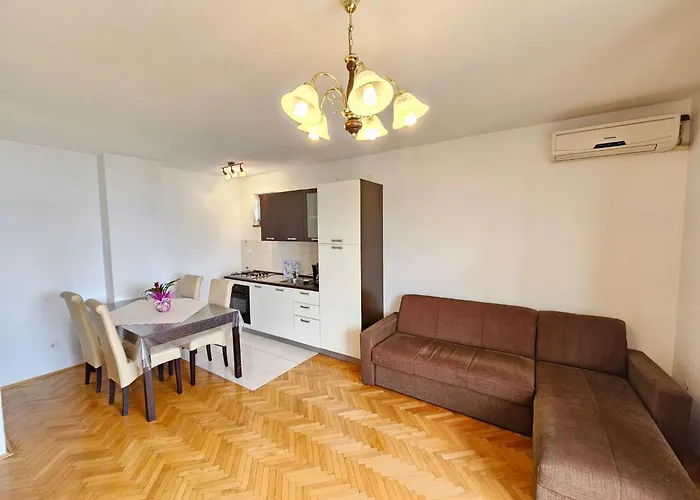 Mit Balkon Mit Meerblick By Interhome *
